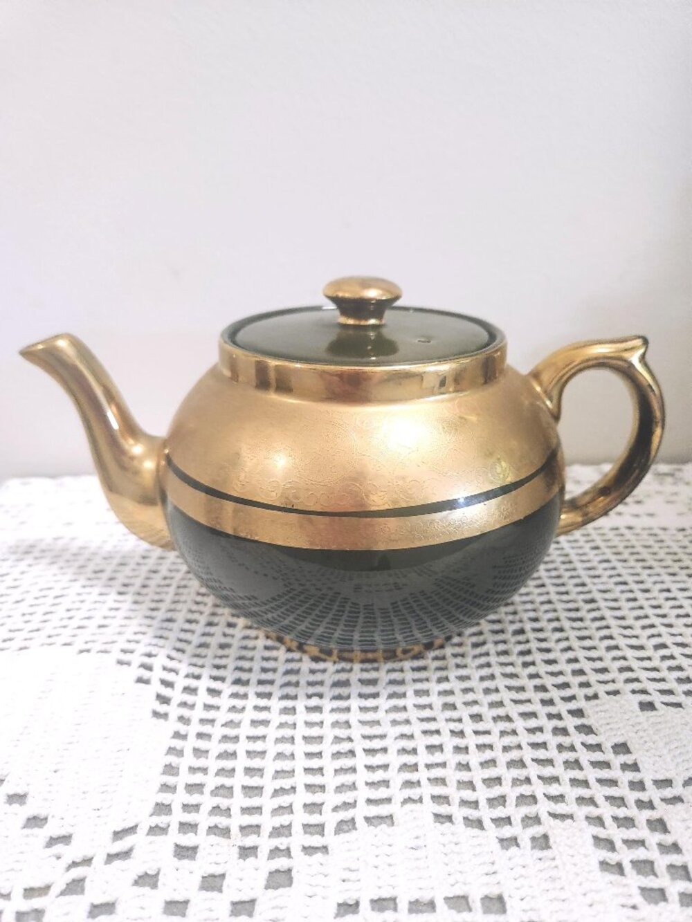 Green Gold Gibson Tea Pot